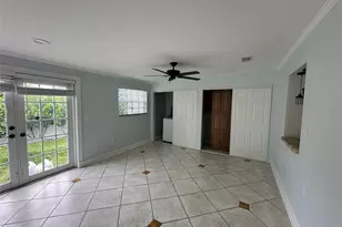 445 NE 109th St, Miami, FL 33161 - Photo 4