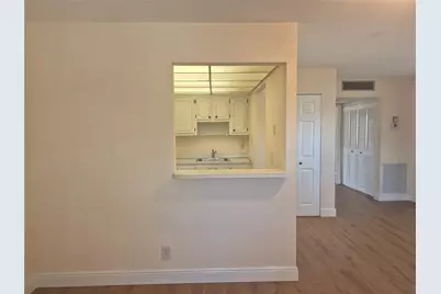 278 Flanders F #278, Delray Beach, FL 33484 - Photo 6