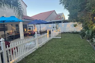 593 Bedford Ave, Weston, FL 33326 - Photo 18