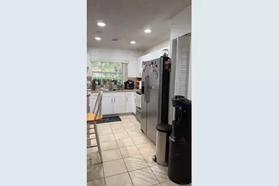 593 Bedford Avenue, Weston, FL 33326 - Photo 22