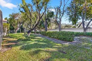 9820 Lemonwood Dr, Boynton Beach, FL 33437 - Photo 36
