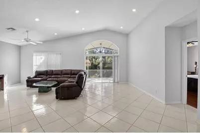 9820 Lemonwood Drive, Boynton Beach, FL 33437 - Photo 10