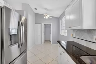 9820 Lemonwood Dr, Boynton Beach, FL 33437 - Photo 20