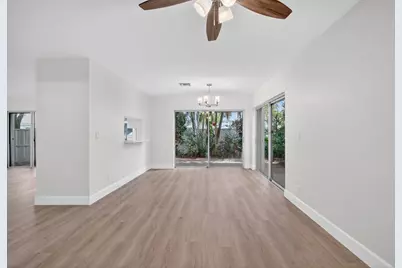 9870 NW 2nd Street, Plantation, FL 33324 - Photo 6