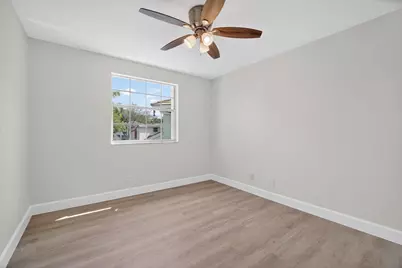 9870 NW 2nd Street, Plantation, FL 33324 - Photo 14