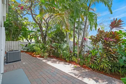 9870 NW 2nd Street, Plantation, FL 33324 - Photo 24