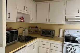 20500 W Country Club Dr, Aventura, FL 33180 - Photo 6