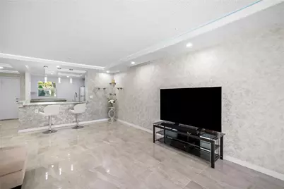 2615 NE 3rd Court #220, Boynton Beach, FL 33435 - Photo 8