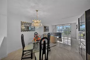 7872 Trent Dr, Fort Lauderdale, FL 33321 - Photo 14