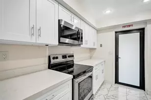 3541 NW 95th Terrace, Sunrise, FL 33351 - Photo 10