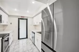 3541 NW 95th Terrace, Sunrise, FL 33351 - Photo 12