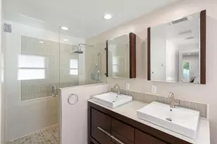 2740 NE 21st Ct, Fort Lauderdale, FL 33305 - Photo 30