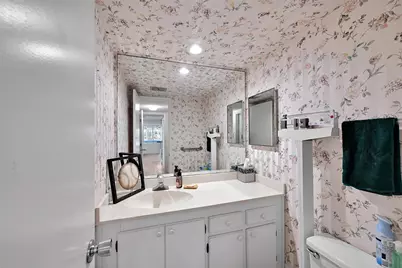 3960 Oaks Clubhouse Drive #407, Pompano Beach, FL 33069 - Photo 28