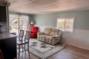 8709 SW 15th St, Davie, FL 33324 - Photo 6