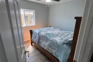 8709 SW 15th St, Davie, FL 33324 - Photo 12
