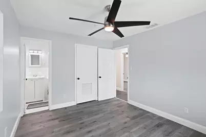 1013 Hispana Avenue, Fort Pierce, FL 34982 - Photo 10