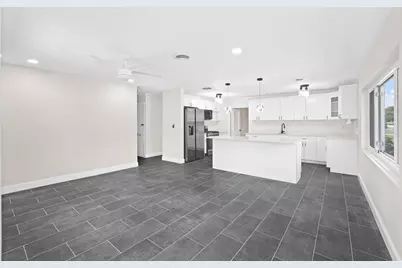 1013 Hispana Avenue, Fort Pierce, FL 34982 - Photo 2