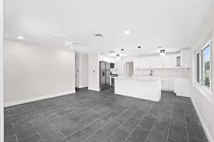 1013 Hispana Ave, Fort Pierce, FL 34982 - Photo 2