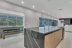 755 S Rainbow Dr, Hollywood, FL 33021 - Photo 10