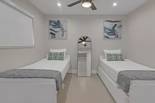 755 S Rainbow Dr, Hollywood, FL 33021 - Photo 18