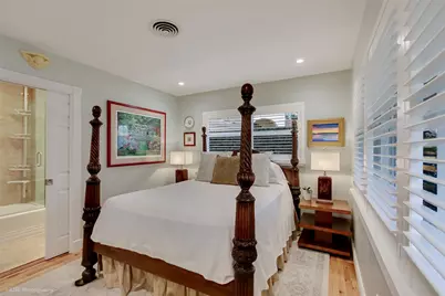 2108 NE 18th Avenue, Wilton Manors, FL 33305 - Photo 24