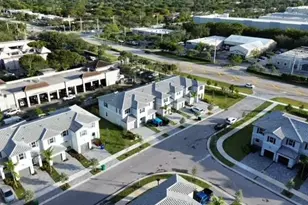 4611 NW 118th Ave, Coral Springs, FL 33076 - Photo 10