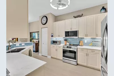 5779 NW 120th Avenue, Coral Springs, FL 33076 - Photo 14