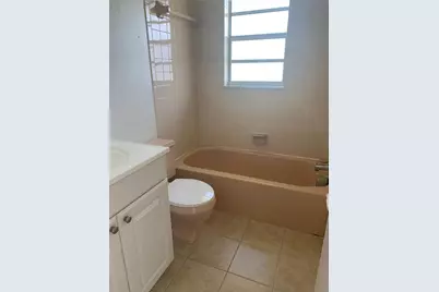 619 SE Clifton Lane, Port Saint Lucie, FL 34983 - Photo 6