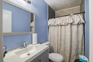 640 SW 68th Terrace, Pembroke Pines, FL 33023 - Photo 24