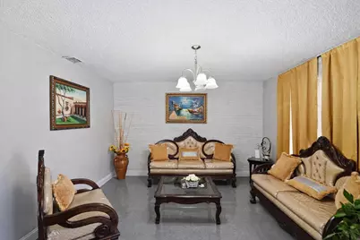 640 SW 68th Terrace, Pembroke Pines, FL 33023 - Photo 10