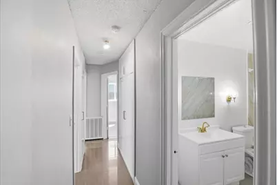 640 SW 68th Terrace, Pembroke Pines, FL 33023 - Photo 18