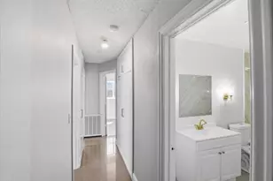 640 SW 68th Terrace, Pembroke Pines, FL 33023 - Photo 18