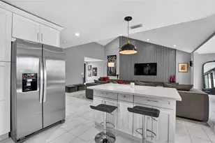 19480 Sawgrass Dr, Boca Raton, FL 33434 - Photo 12