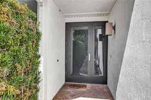 19480 Sawgrass Dr, Boca Raton, FL 33434 - Photo 4