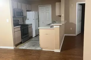 5475 Vineland Rd, Orlando, FL 32811 - Photo 4