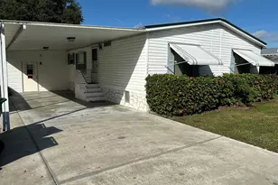 111 NE 8th Ave, Okeechobee, FL 34972 - Photo 2