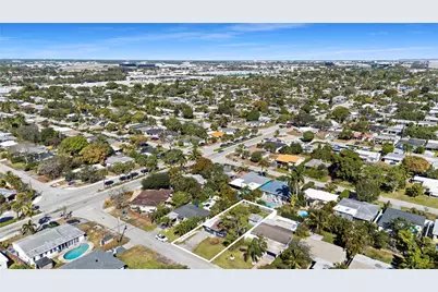 41 NE 46th Street, Oakland Park, FL 33334 - Photo 24