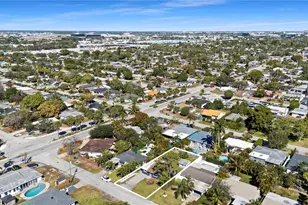 41 NE 46th St, Oakland Park, FL 33334 - Photo 24