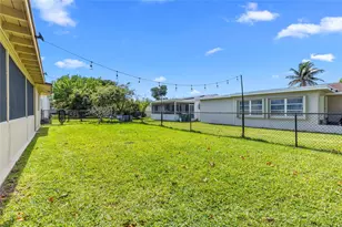 5607 NW 49th Ave, Tamarac, FL 33319 - Photo 30