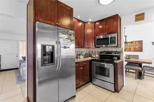 5607 NW 49th Ave, Tamarac, FL 33319 - Photo 10