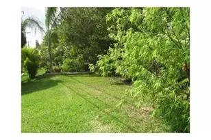 1873 NW 46th St, Fort Lauderdale, FL 33309 - Photo 2