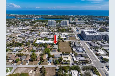 400 NE 2nd Street, Boynton Beach, FL 33435 - Photo 2