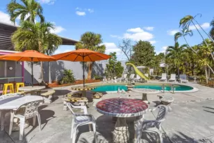 560-564 NE 34th St, Oakland Park, FL 33334 - Photo 16