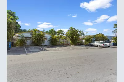 560-564 NE 34th Street, Oakland Park, FL 33334 - Photo 22