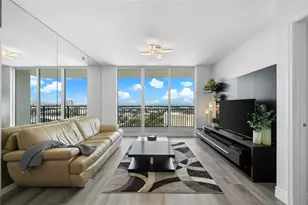 610 W Las Olas Blvd, Fort Lauderdale, FL 33312 - Photo 2