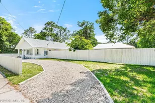 925 S St John St, Saint Augustine, FL 32084 - Photo 4