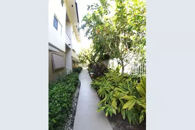 4900 Washington Street #309, Hollywood, FL 33021 - Photo 18