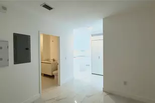 700 NE 24th St, Miami, FL 33137 - Photo 30