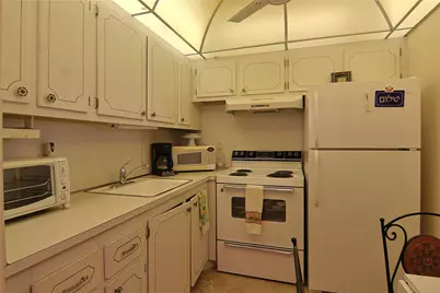 29 Richmond D #29, Deerfield Beach, FL 33442 - Photo 6