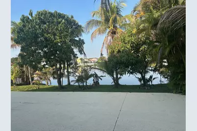 2146 SW 132nd Terrace, Miramar, FL 33027 - Photo 2